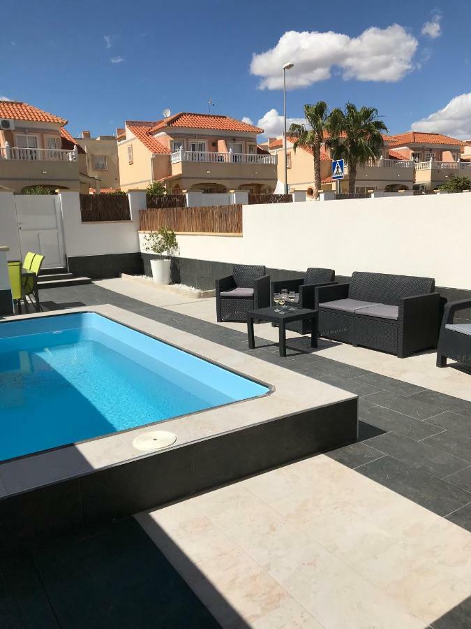 Boulevard La Zenia Villa Плайя-Фламенка Экстерьер фото